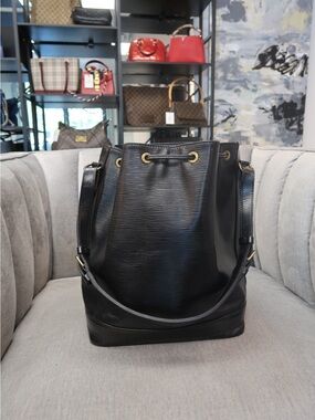 Louis Vuitton Black Epi Leather Drawstring Bucket Bag with Gold Hardware